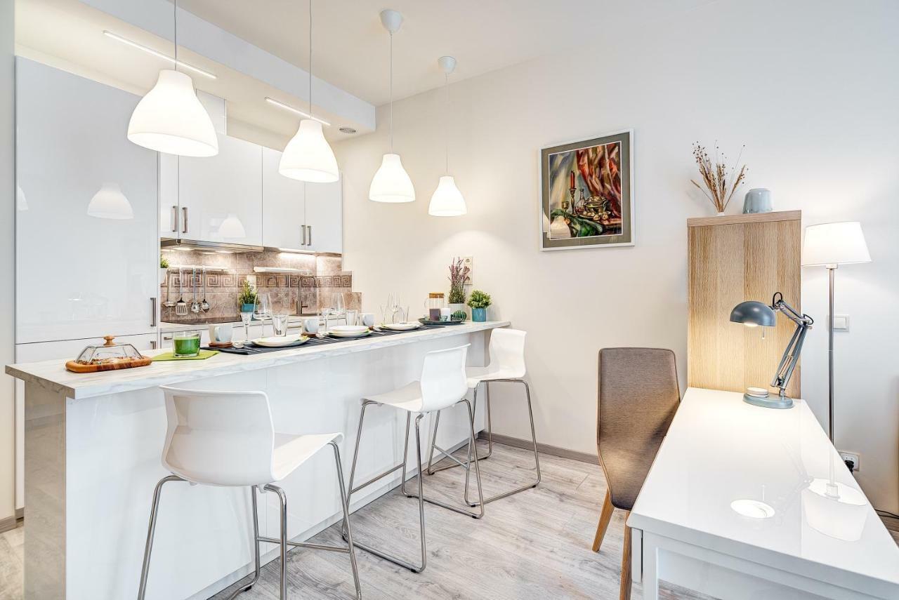 Happy Inn Studio Historic Center, Self Check-In, Ac, Parking In The Undergrnd Garage, Vilnius Exterior foto